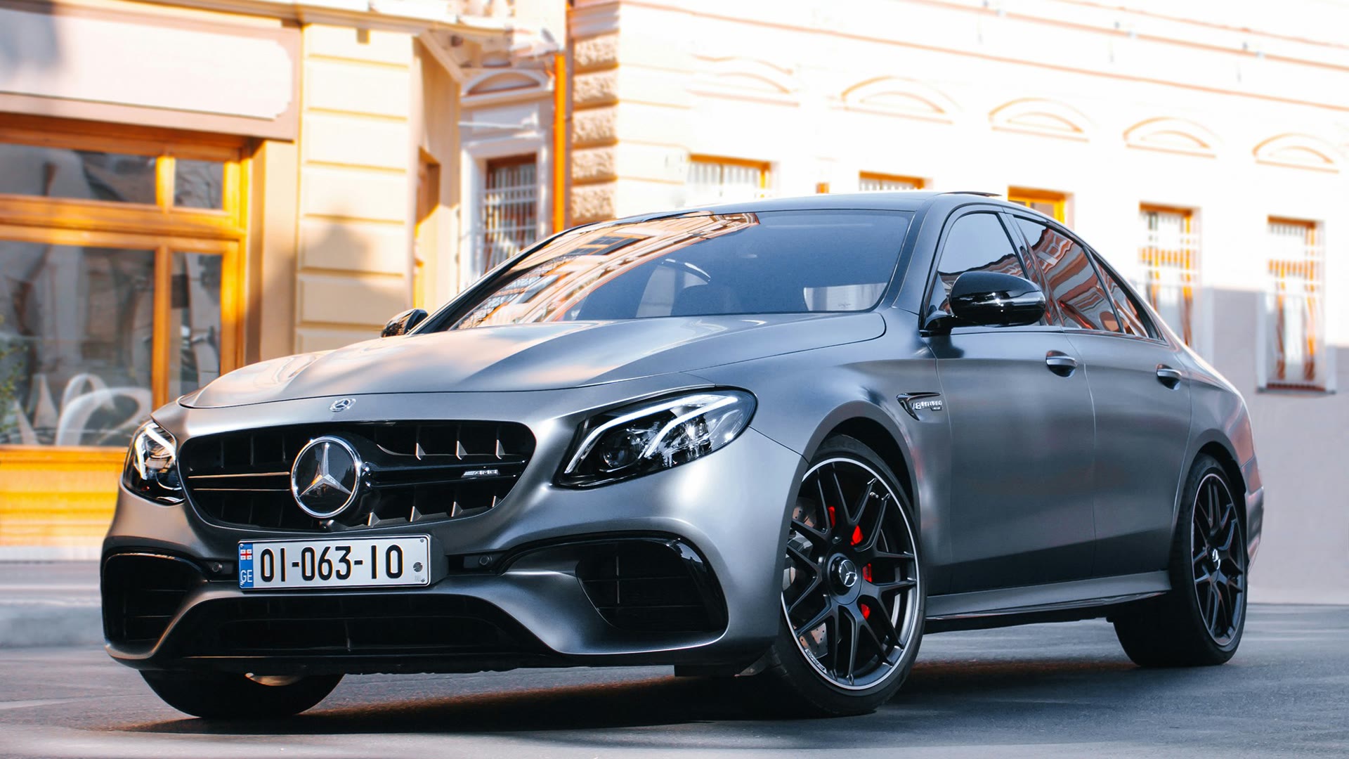 Car tinting Claremont: executive sedan with tinted windows in Perth